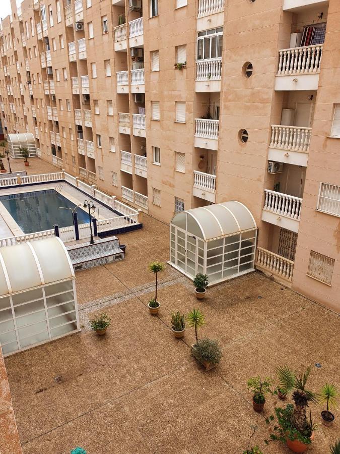 Apartment Close To All Amenities Torrevieja Luaran gambar